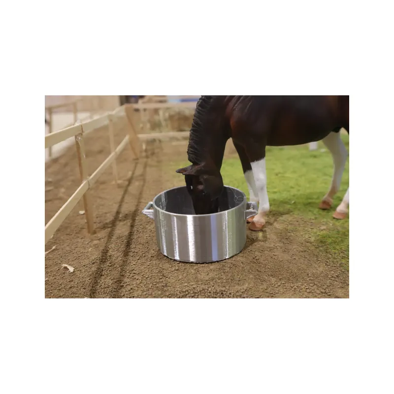 Bac à Eau en Effet Métal pour Figurines de Chevaux