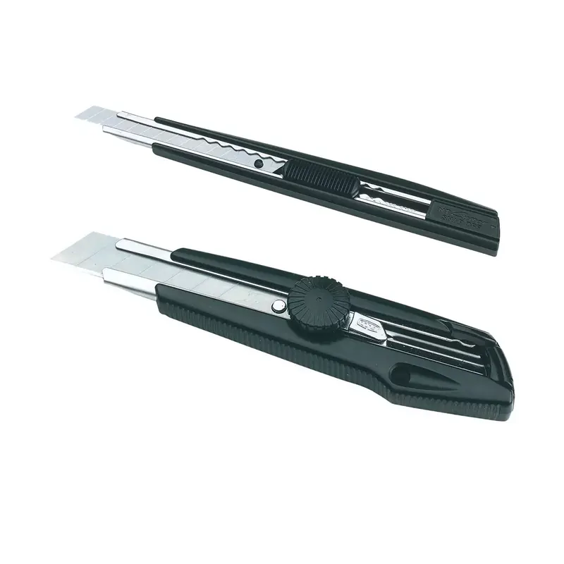 Cutter corps plastique recyclé.